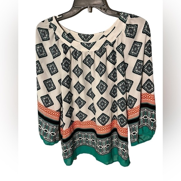 Violet & Claire Adorable Pattern Blouse - Picture 1 of 5